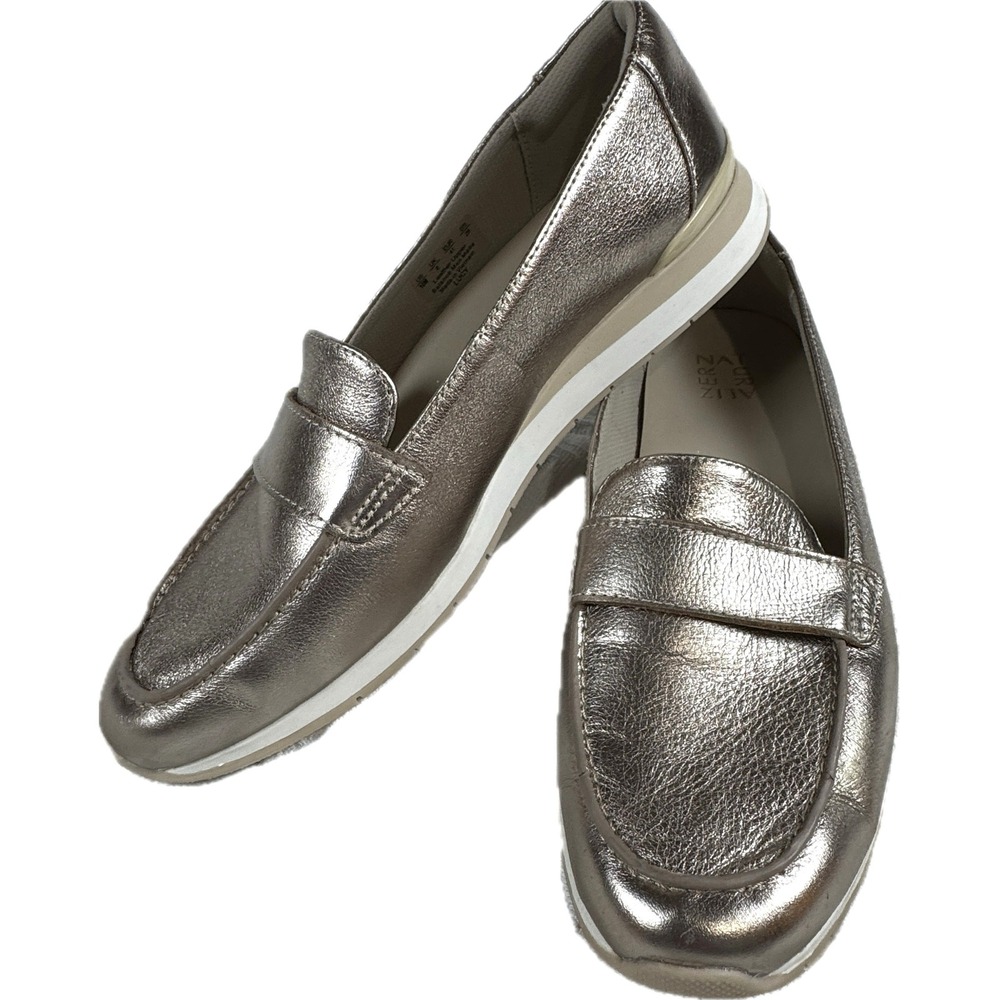 Naturalizer Lucy Loafers Women Size 10M Silver Metallic Leather Slip On Festive